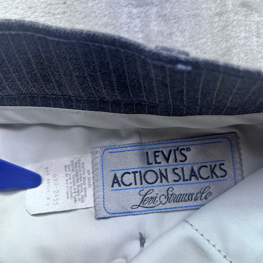 VTG Levi's Action Slacks Gray Pinstripe Dress Pants Career‎ Office Sz 38